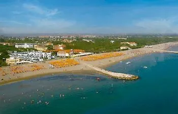 Righetto Fronte Mare فندق كافالّينو