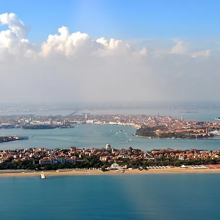 מלון Righetto Fronte Mare