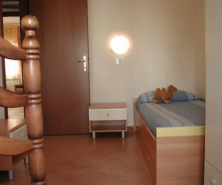 מלון Righetto Fronte Mare 3*