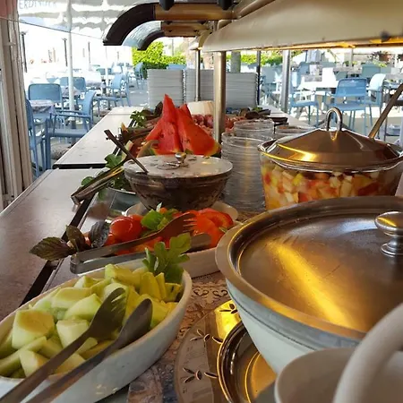 Righetto Fronte Mare 3*