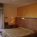 Hotel Righetto Fronte Mare 3*