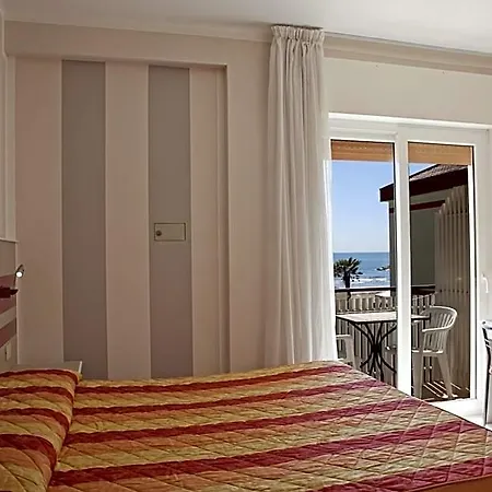Righetto Fronte Mare 3*