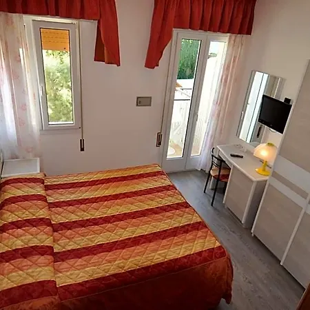 Righetto Fronte Mare 3*