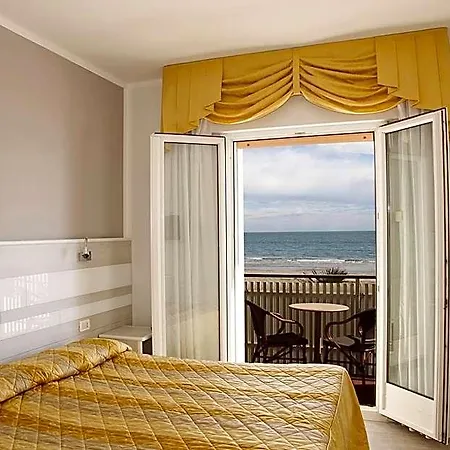 Righetto Fronte Mare 호텔 3*