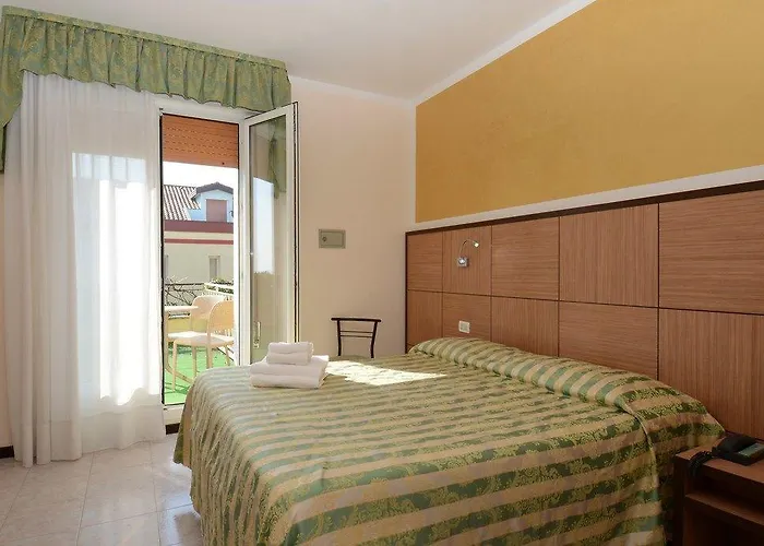 Righetto Fronte Mare 3*